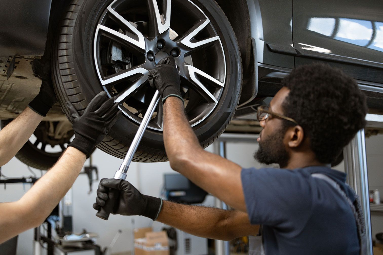 Tyre rotation service